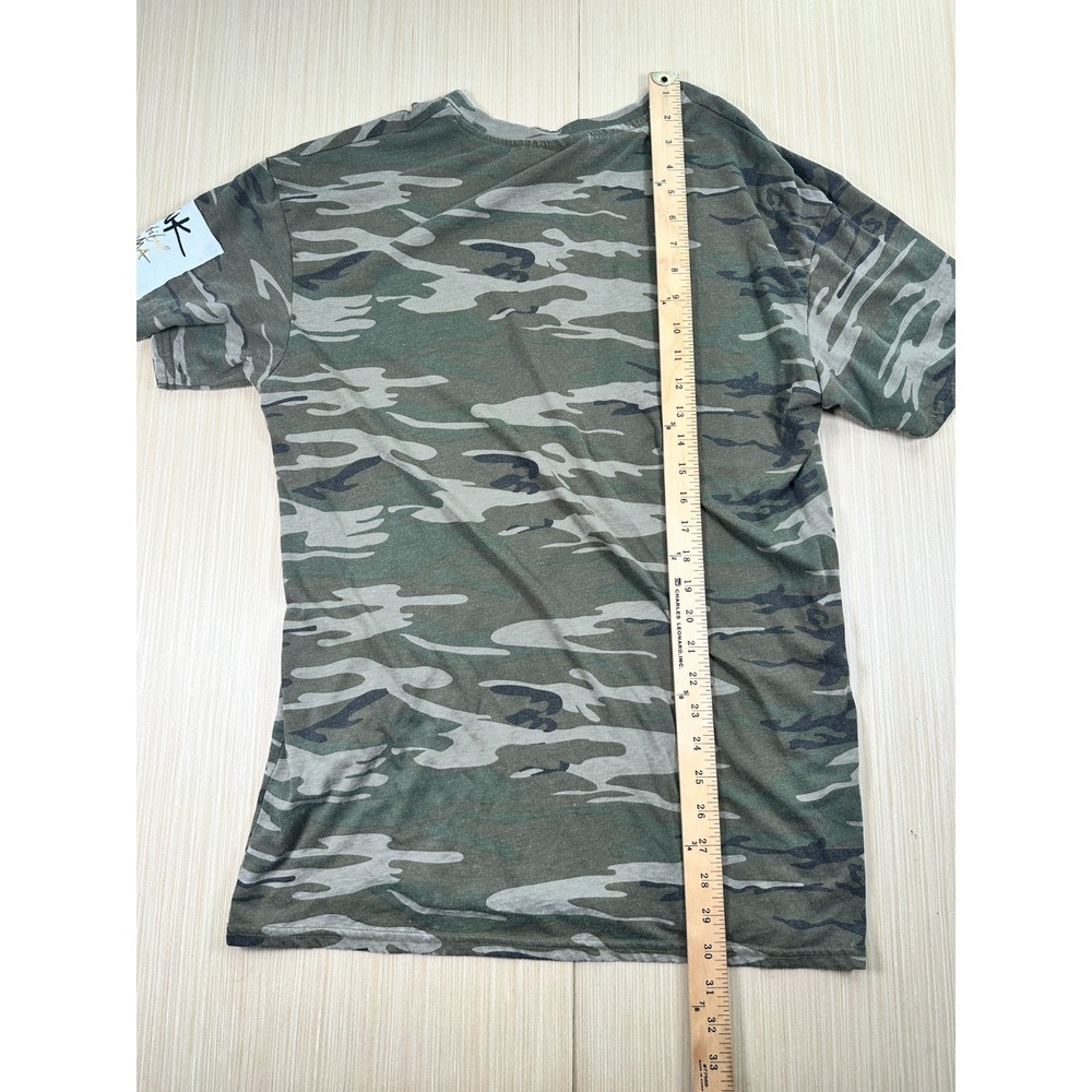 Pink Beautiful Trauma World Tour T-Shirt Mens Large Gray Camouflage Crew Neck - Picture 6 of 7